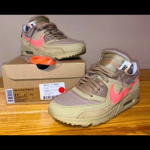 The 10: Nike AirMax Off White